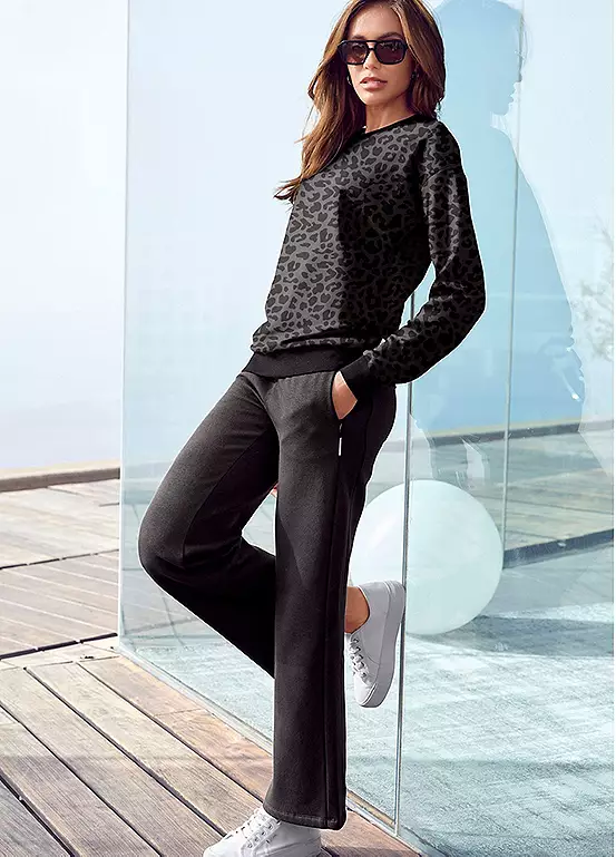 Bench Animal Print Sweatshirt 3 Bench Animal Print Sweatshirt - Image 3