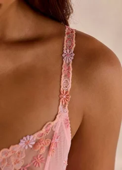 Nuance Underwired Embroidered Floral Bra -Beachwear Shore Nuance Underwired Embroidered Floral Bra62669003FRSP W01