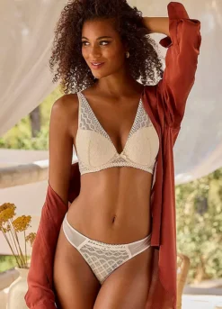 Petite Fleur Pack Of 2 Lace Thongs -Beachwear Shore Petite Fleur Pack of 2 Lace Thongs31866056FRSP W04