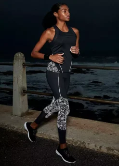 Active By LASCANA Reflective Print Racerback Running Top -Beachwear Shore active by LASCANA Reflective Print Racerback Running Top46748843FRSP W01